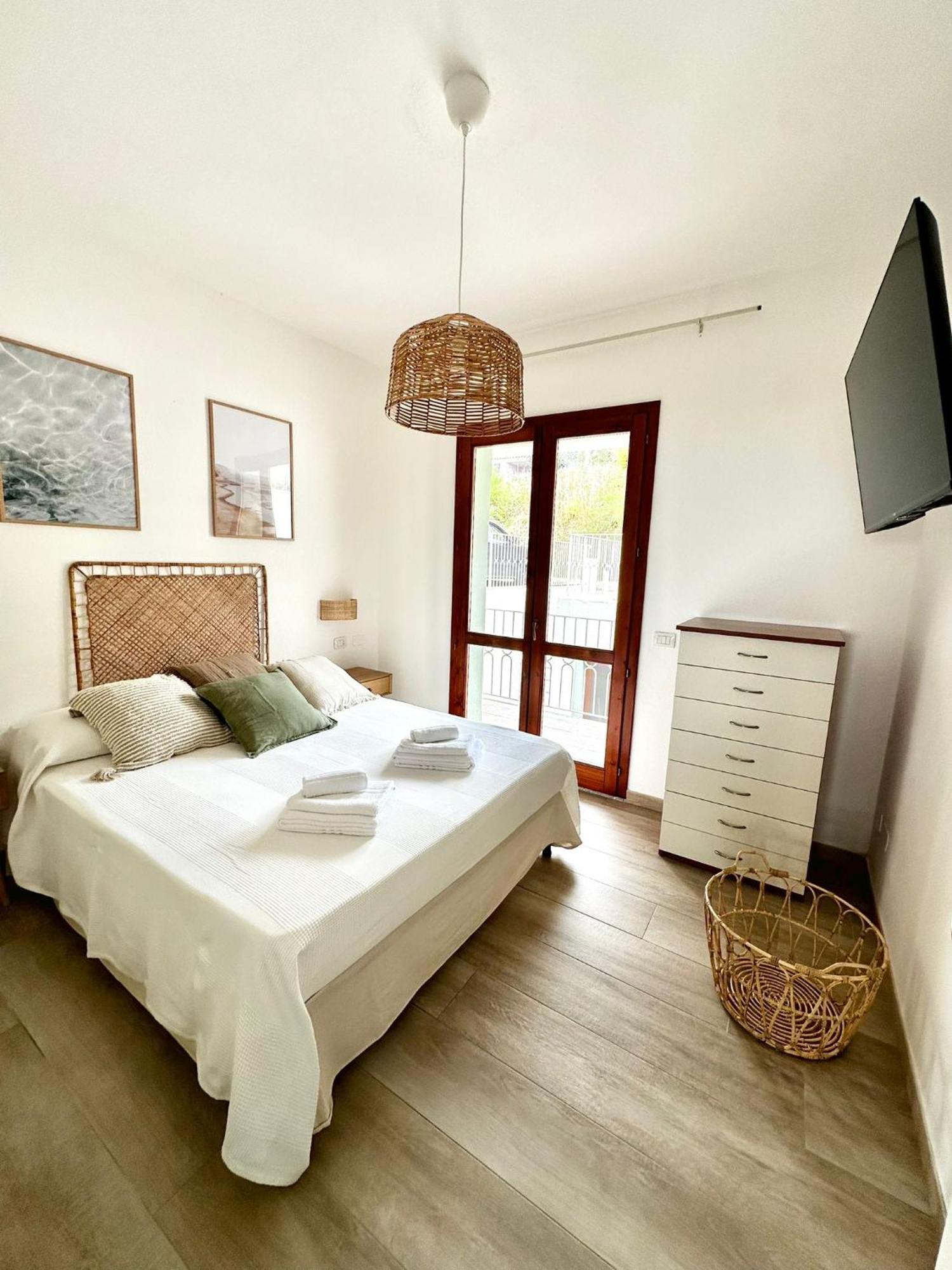 Costa Rossa View Sunset Villa Cascabraga Екстериор снимка